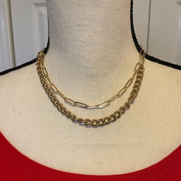 Double Gold Chain Set Costume Jewelery - ~ 18” - Picture 2 of 2